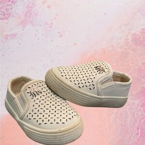 Michael‎ Kors, Olivia toddler shoes size 4. Condition used.